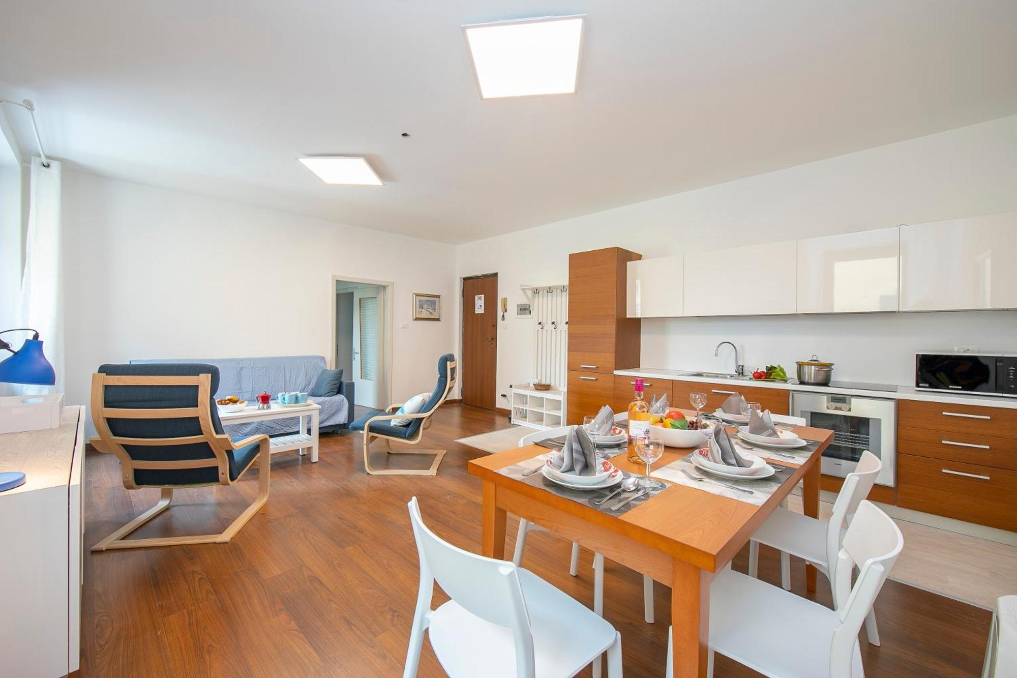 Residenza Rocca Del Lago 4 - Happy Rentals Riva del Garda Luaran gambar